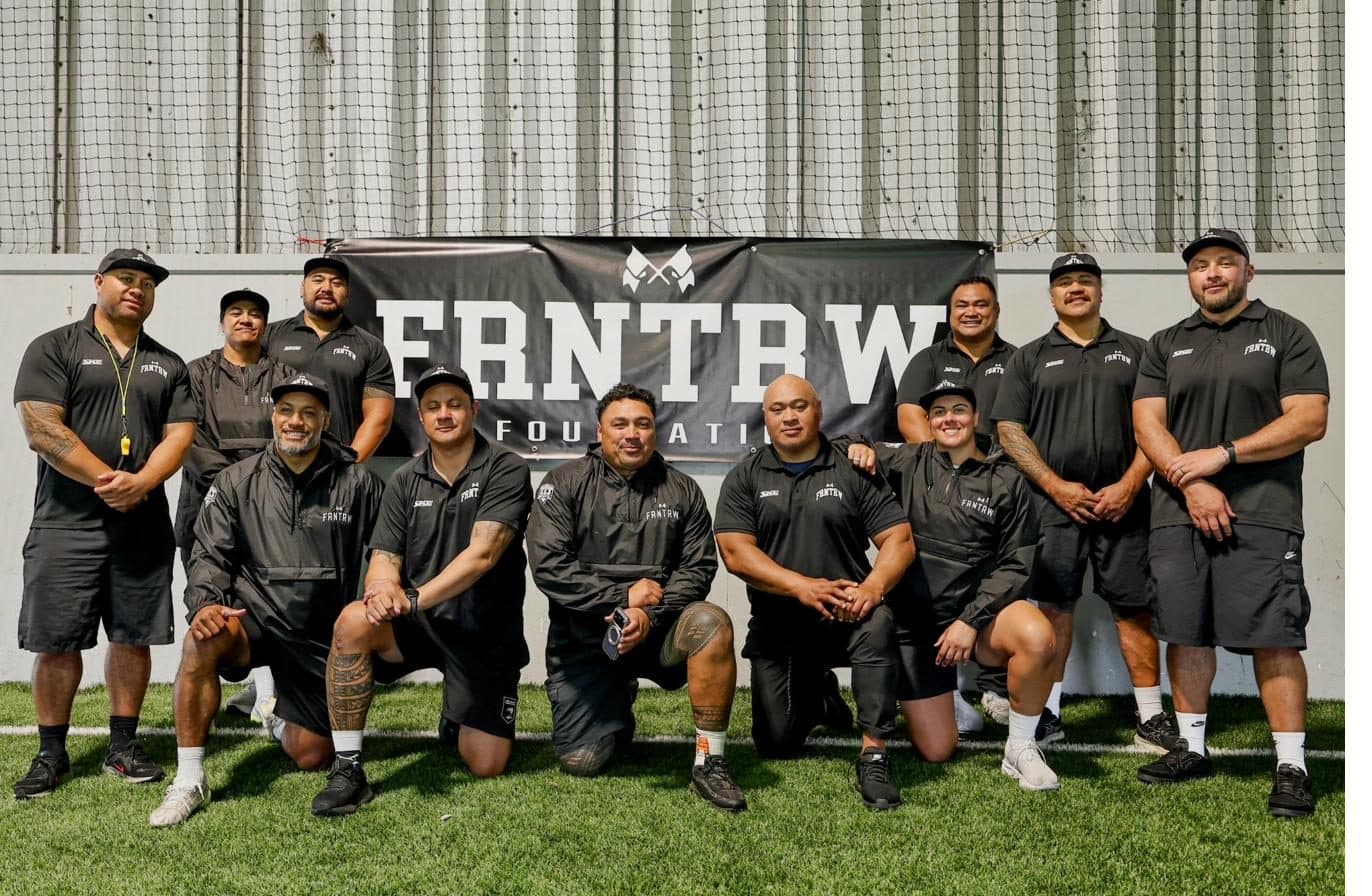 FRNTRW coaching team